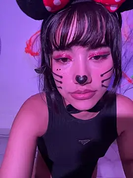 Rouse_Monroe 即時 XXX 聊天