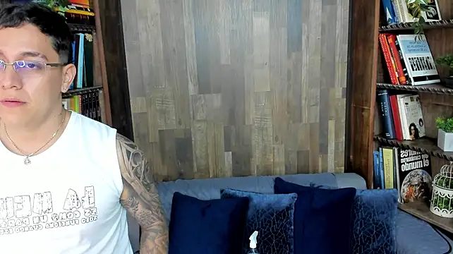 Axton_Wildn Live XXX chat