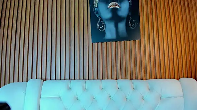 Brenda_ThompのライブXXXチャット