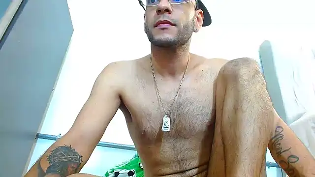 Chatroom XXX en direct de Alphamaster_92