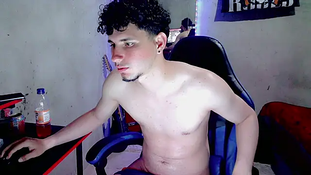 Chat XXX ao vivo de Atom_Hot