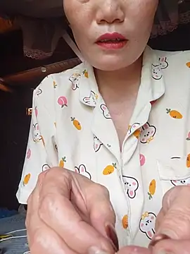 -Titin-'s Live XXX Chat