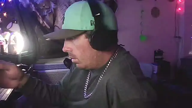 Chatroom XXX en direct de Minyogutz