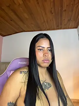 Mich-12 – Live XXX-chat