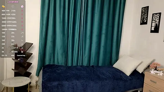 Živý XXX chat OnitaHoglen