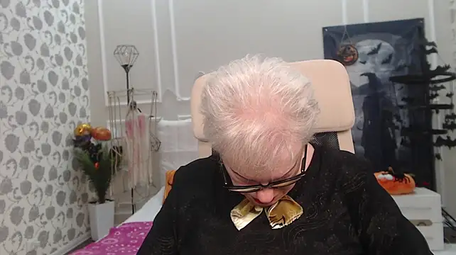 Chat +18 de KayleSmoll ao vivo