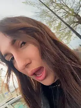AleksandraRich Chat XXX in diretta