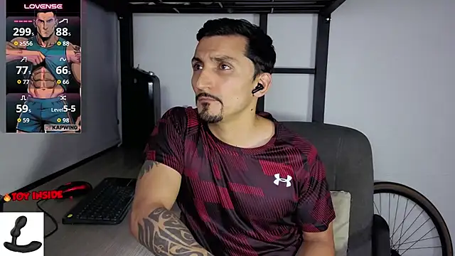 Marck_Muscle élő XXX-chatje