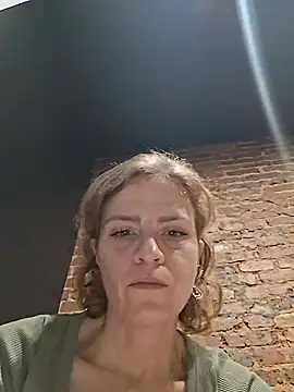 ShellyWhite's Live XXX Chat