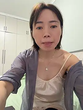 yaoyao123_'s Live XXX Chat