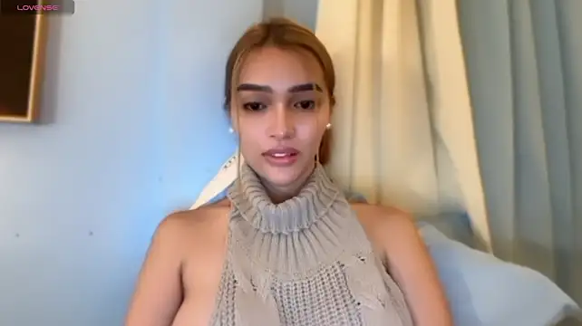 _agatha143_ লাইভ XXX চ্যাট
