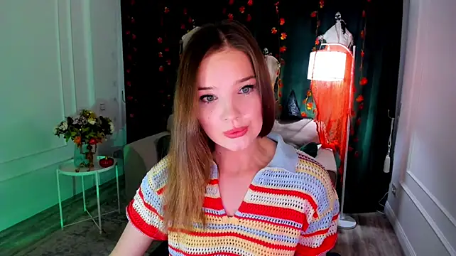 Chat XXX en directo de FloweryLove_1