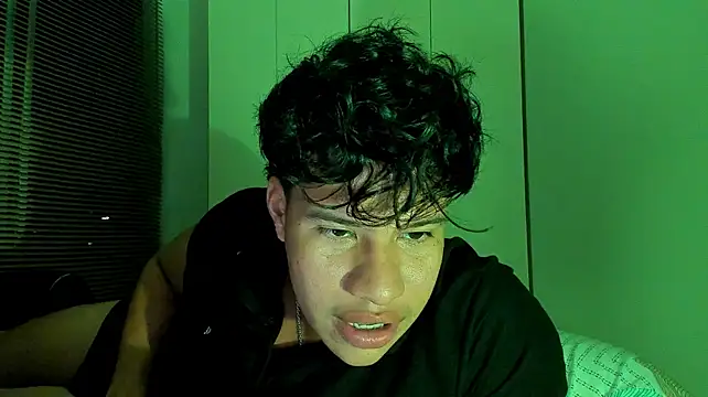 Živý XXX chat Brice_Kent