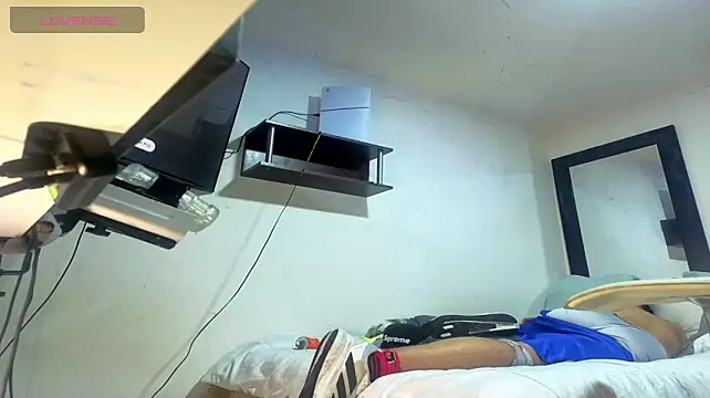 MistBirol69 লাইভ XXX চ্যাট