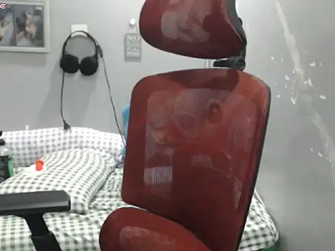 Chat +18 de BubbleButtPinay ao vivo