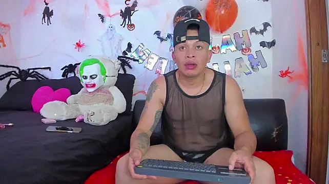 แชท XXX สดของ Angeline_focus