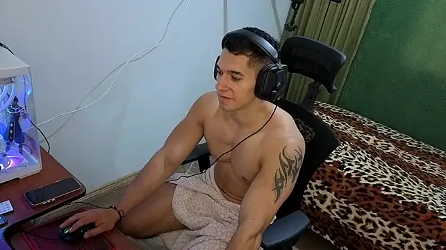 Jake_Taylerr Show in webcam