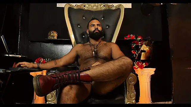 BeardAndrew Adlı Modelin Canlı XXX Sohbeti
