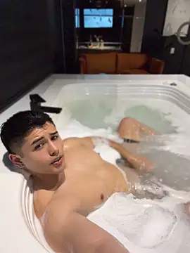 MatiasKorn 라이브 XXX 채팅