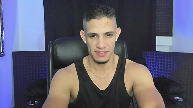 jhonnysnow17 Adlı Modelin Web Kamerası Şovu