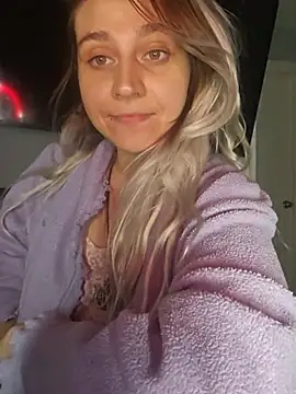ScarletsWeb – Naživo XXX chat