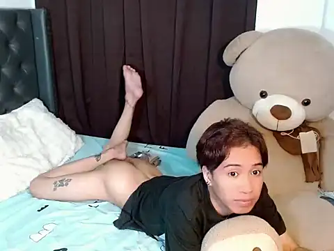 Skye_23 Adlı Modelin Canlı XXX Sohbeti