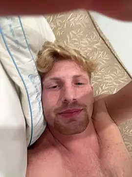 tylerwilsonn2のウェブカメラショー