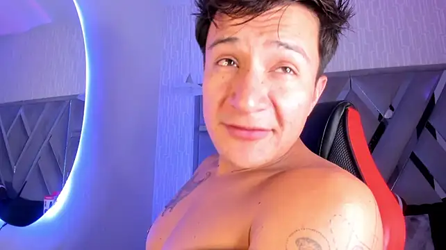 Hassbyd live XXX chat