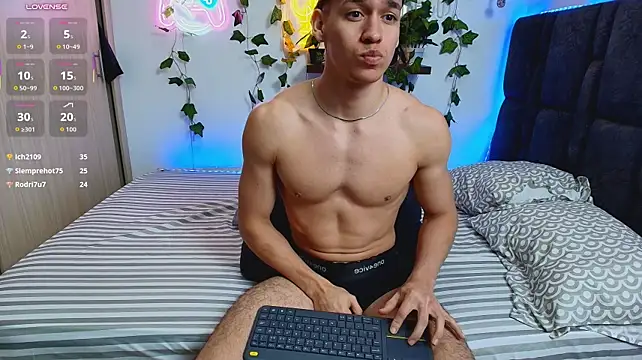 Živý XXX chat Luke_Muscle