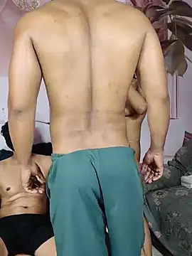 3SomeKings' Live XXX Chat