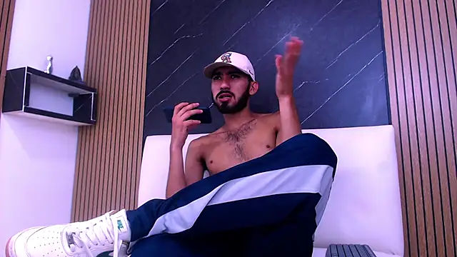 دردشة Liam_crox الجنسية المباشرة