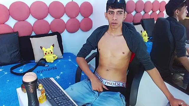 צ'אט XXX בשידור חי של Drake_Jack