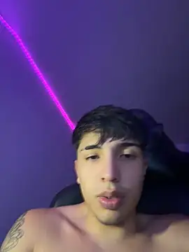 pabonsito Adlı Modelin Canlı XXX Sohbeti