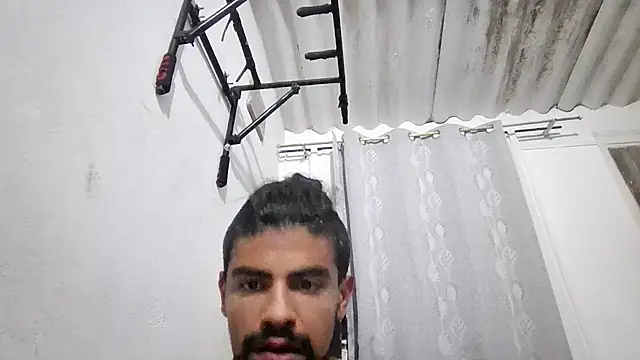 Chat +18 de JBond007BBC ao vivo