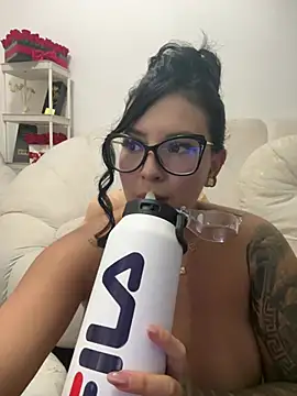 GabyMejiaa live XXX chat