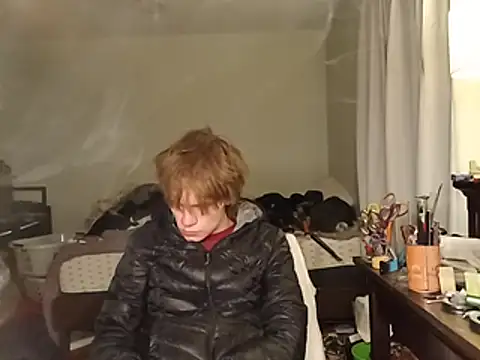 XanderOzzz: διαδικτυακό σόου στην κάμερα
