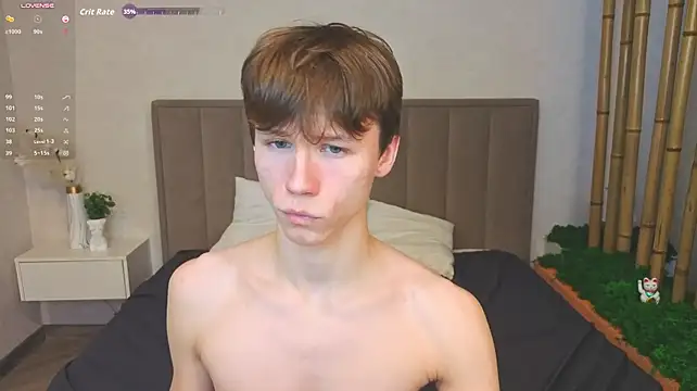 cuMte_boy Live XXX Chat