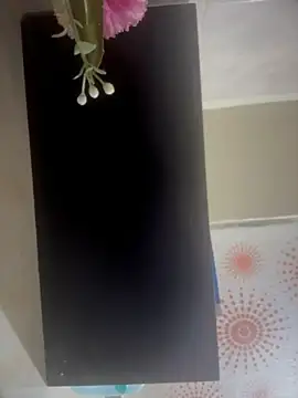 saracaball_ Adlı Modelin Canlı XXX Sohbeti