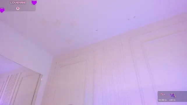 Lia-Monroe Chat XXX in diretta