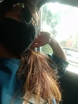 hot-punjabi-couple's Live XXX Chat