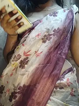 sruthi_saucy: онлайн-секс-чат