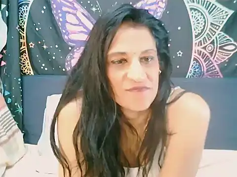 indiansexcsmile4u: онлайн-секс-чат