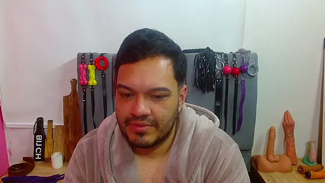 XXX chat uživo modela Alejandro_bdsm