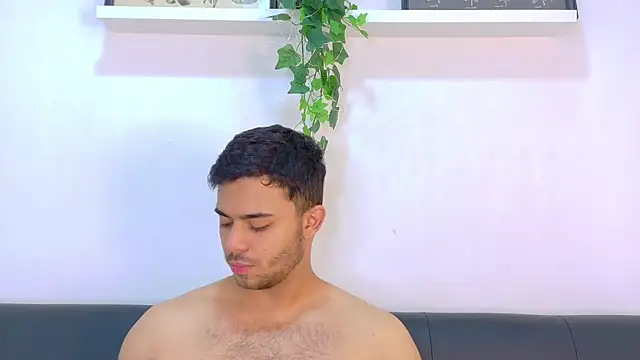 TylerWest_ 라이브 XXX 채팅