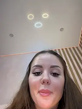 Czat XXX na żywo – Alina_Vibe_Me