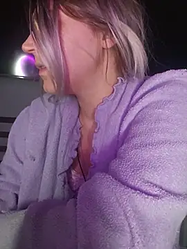 ScarletsWeb's Live XXX Chat