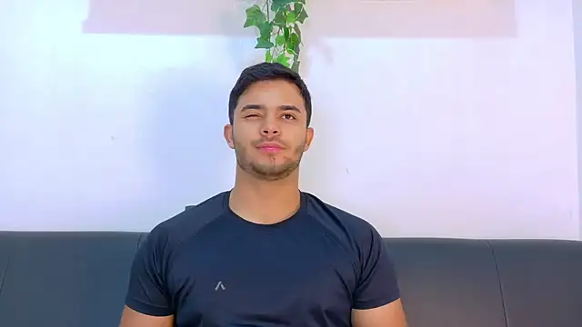 TylerWest_'s Live XXX Chat