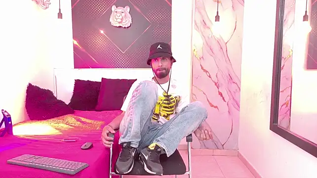 Chat XXX Live KingOfTemptation