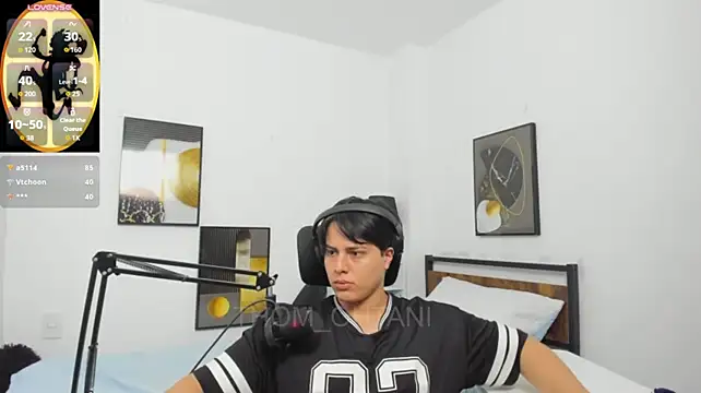 Thom_Ohtani's Live XXX Chat