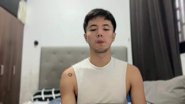 Addictiveboi 即時 XXX 聊天